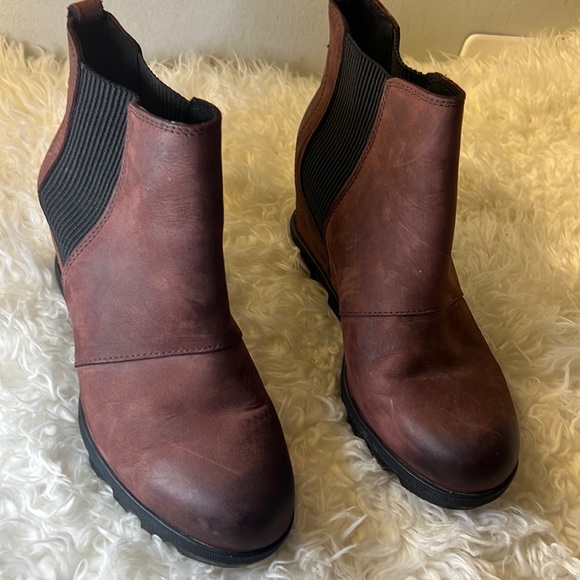 Sorel Artic wedged Booties size 9 - Picture 2 of 7